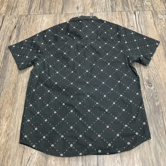 Dravus Full Button Down Shirt Short Sleeve - Picture 5 of 6